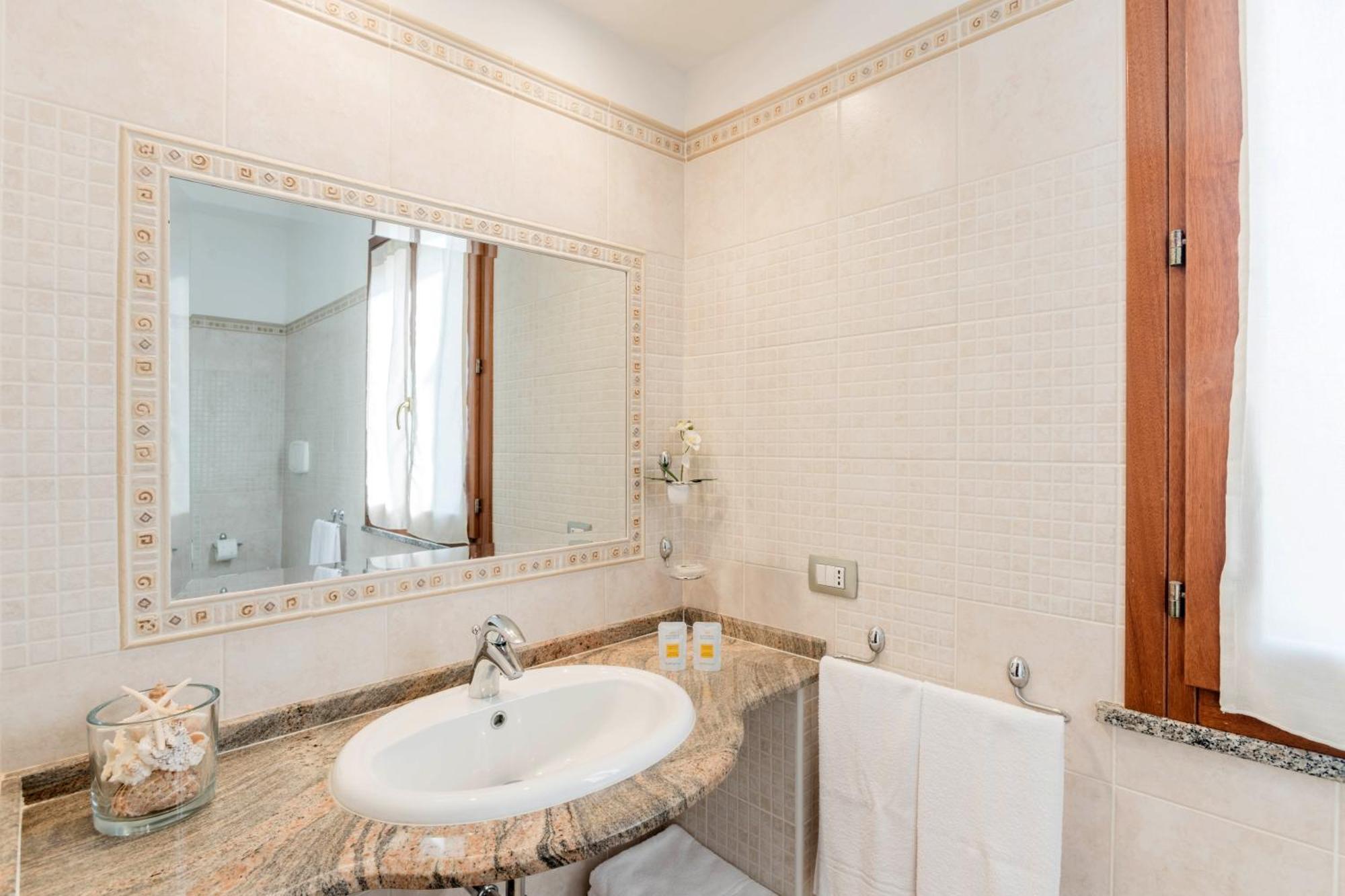 Sunway Luxury Apartments 2 알게로 외부 사진